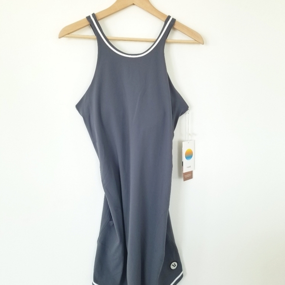 Vuori Women's Volley Dress Lightweight Athleisure Athletic Casual Shelf Bra NWT - Picture 12 of 13